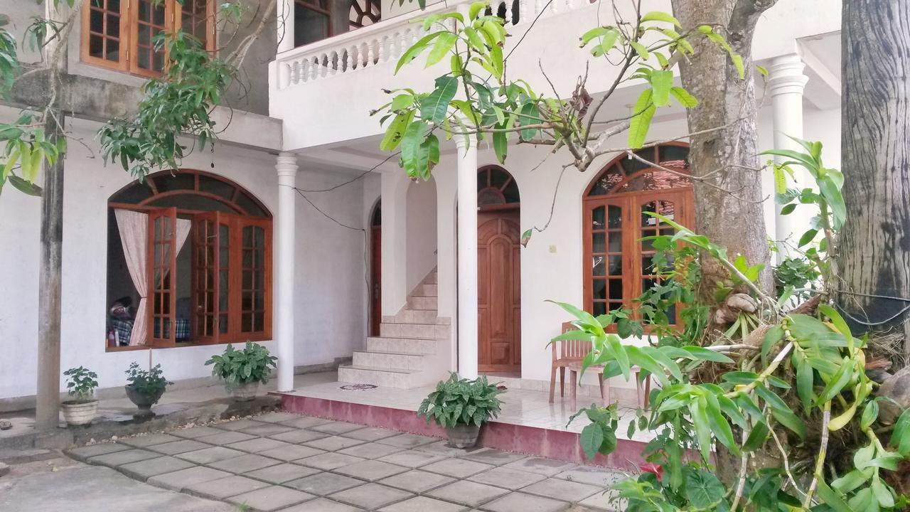 Welcome Family Guest House. Бентота Экстерьер фото